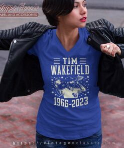 Tim Wakefield Shirts Boston Red Sox Baseball Pitcher V Neck TShirt