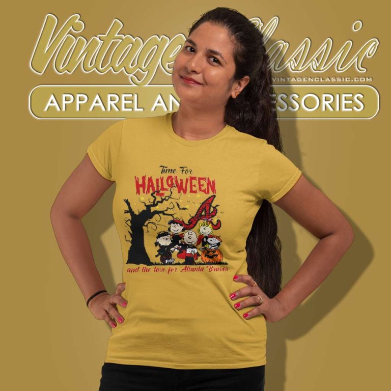 Snoopy Peanuts Time For Halloween And The Love For Atlanta Braves Women TShirt Snoopy Peanuts Time For Halloween And The Love For Atlanta Braves Women TShirt