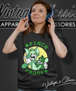 Tom And Jerry Pinch Proof St Paddys Day Women T Shirt