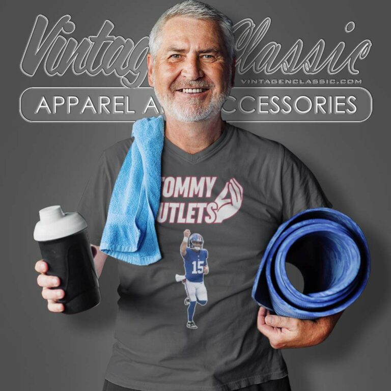 Tommy Cutlets Tommy Devito New York Giants 15 V Neck TShirt Tommy Cutlets Tommy Devito New York Giants 15 V Neck TShirt