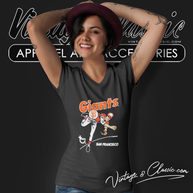Topps San Francisco Giants Baseball V Neck TShirt Topps San Francisco Giants Baseball V Neck TShirt