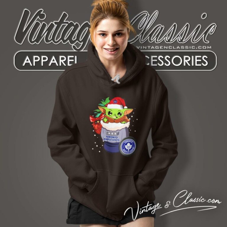 Toronto Maple Leafs Christmas Baby Yoda Star Wars Funny Hoodie Toronto Maple Leafs Christmas Baby Yoda Star Wars Funny Hoodie