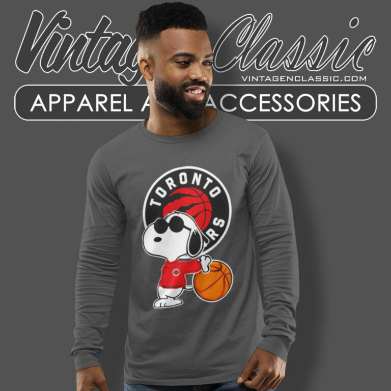 Toronto Raptors Shirt Snoopy Dog Peanuts Long Sleeve Tee Toronto Raptors Shirt Snoopy Dog Peanuts Long Sleeve Tee