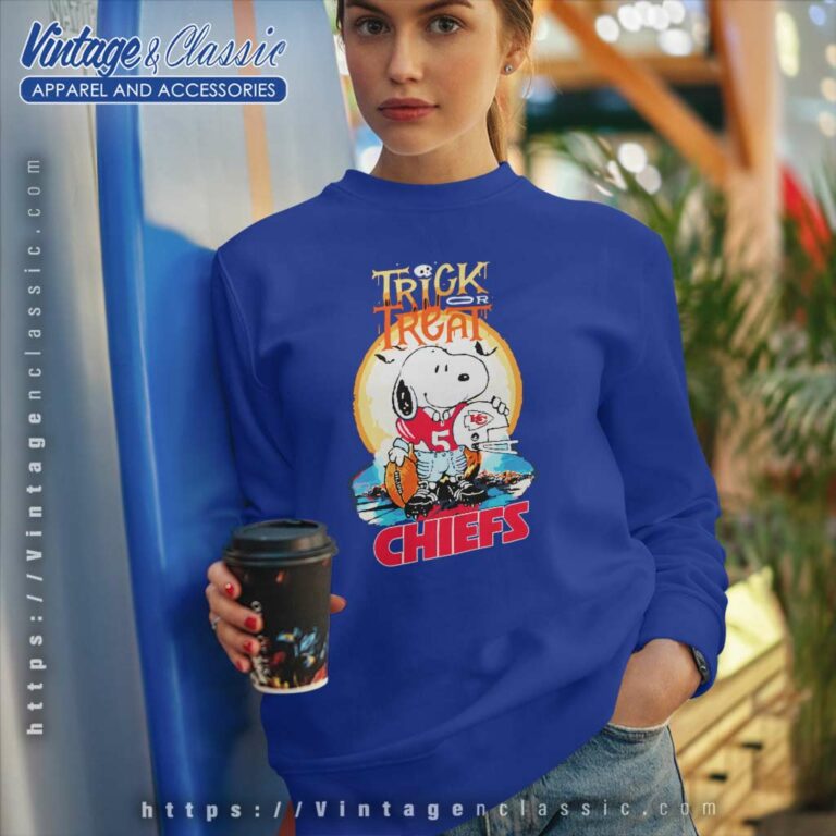 Trick Or Treat Snoopy Teams Kansas City Chiefs Sweatshirt Trick Or Treat Snoopy Teams Kansas City Chiefs Sweatshirt