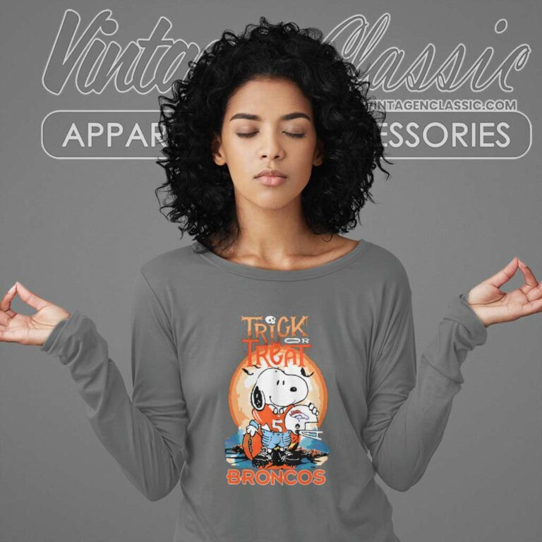 Trick Treat Snoopy Teams Denver Broncos Long Sleeve Tee Trick Treat Snoopy Teams Denver Broncos Long Sleeve Tee