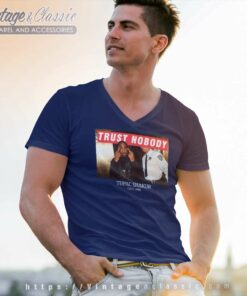 Tupac Shakur 1971 1996 Trust Nobody V Neck TShirt
