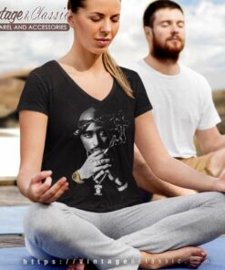 Tupac Shakur Smoking V Neck TShirt