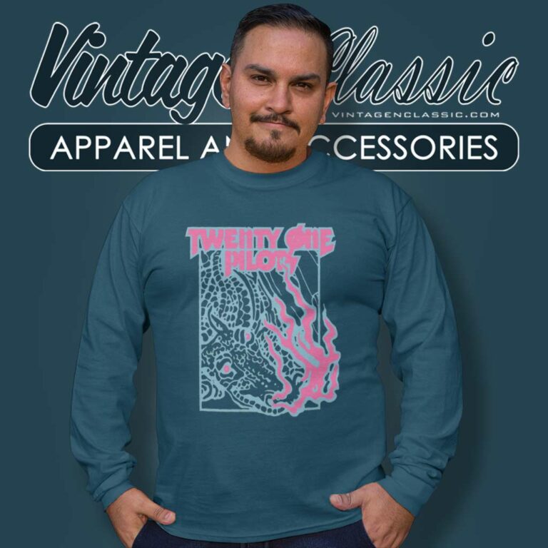 Twenty One Pilots 2022 Trash Flames Long Sleeve Tee Twenty One Pilots 2022 Trash Flames Long Sleeve Tee