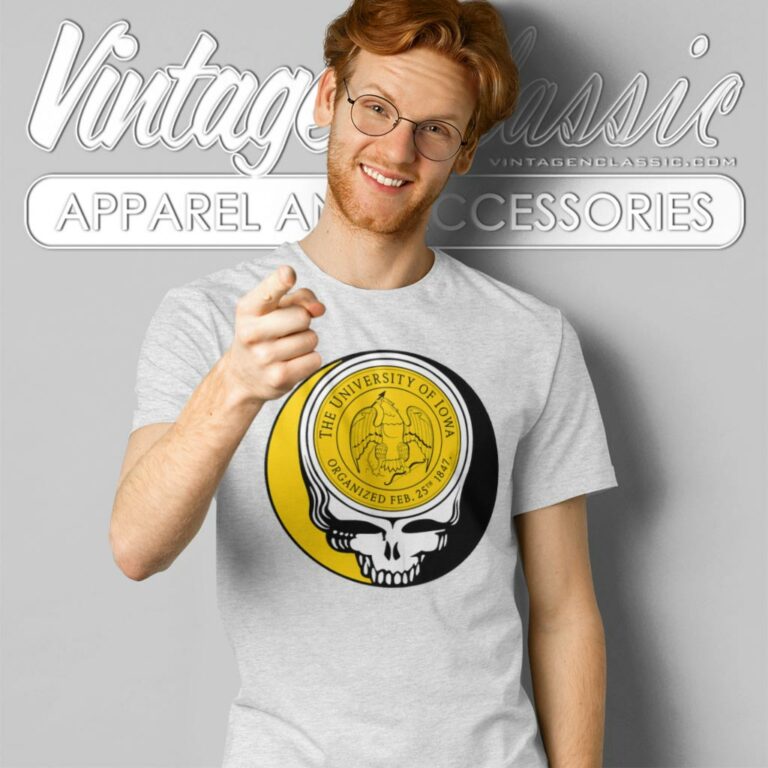 University Of Lowa Grateful Dead Steal Your Face T Shirt University Of Lowa Grateful Dead Steal Your Face T Shirt