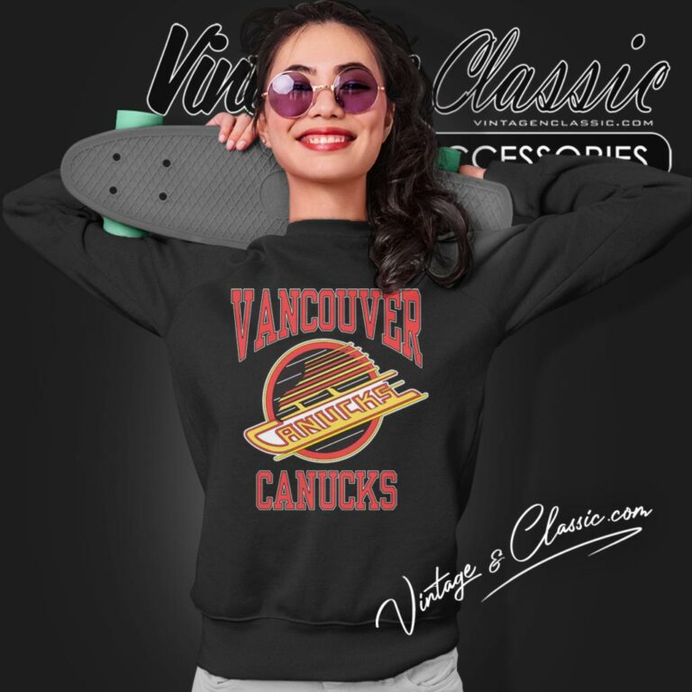 Vancouver Canucks Hockey Team Big Logo Sweatshirt Vancouver Canucks Hockey Team Big Logo Sweatshirt