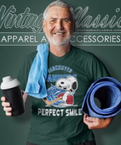 Vancouver Canucks Snoopy Perfect Smile V Neck TShirt