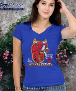 Vintage 1997 Chicago Bulls 5 Peat Nba Champs V Neck TShirt