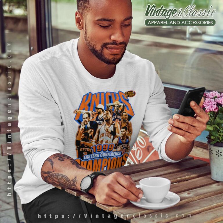 Vintage 1999 New York Knicks Eastern Conference Sweatshirt Vintage 1999 New York Knicks Eastern Conference Sweatshirt