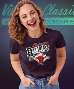 Vintage 90s Chicago Bulls Graphic Single Stitch Women TShirt