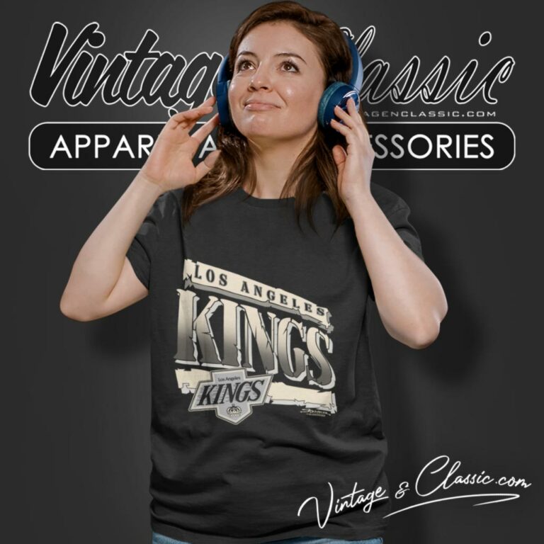 Vintage 90s Los Angeles Kings Starter Women T Shirt Vintage 90s Los Angeles Kings Starter Women T Shirt