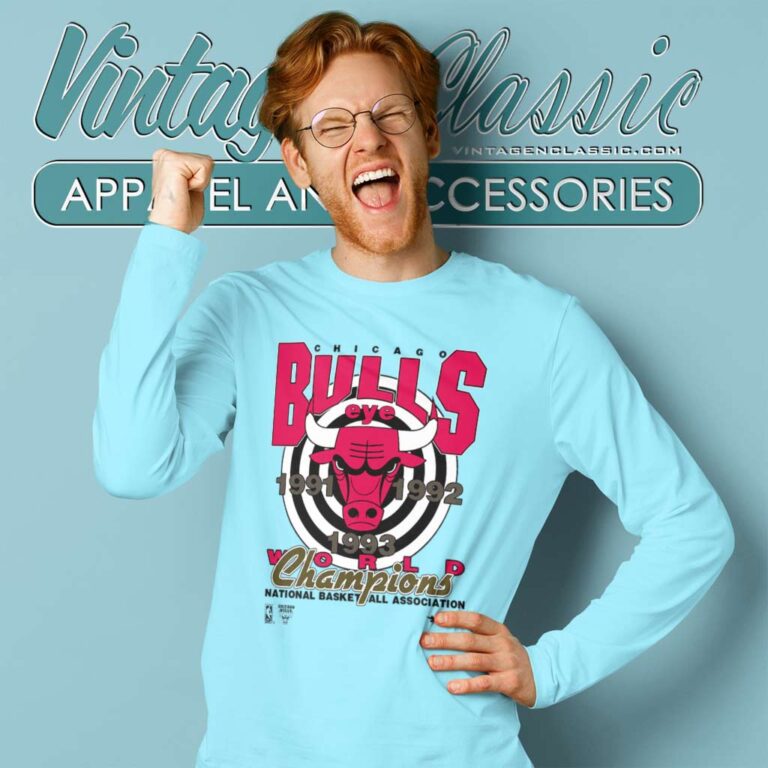 Vintage 90s Nba Chicago Bulls Long Sleeve Tee Vintage 90s Nba Chicago Bulls Long Sleeve Tee