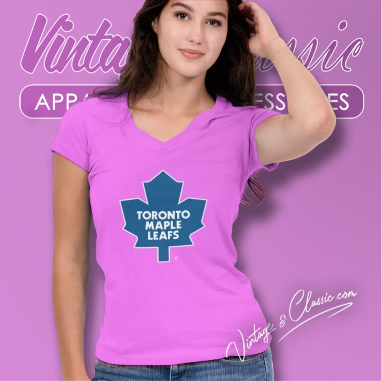 Vintage 90s Starter Nhl Toronto Maple Leafs Hockey V Neck TShirt Vintage 90s Starter Nhl Toronto Maple Leafs Hockey V Neck TShirt