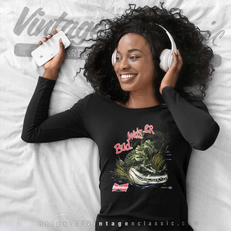 Vintage Budweiser Frogs Alligator Long Sleeve Tee Vintage Budweiser Frogs Alligator Long Sleeve Tee