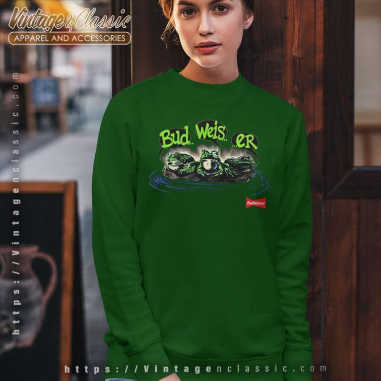 Vintage Budweiser Frogs Funny Sweatshirt Vintage Budweiser Frogs Funny Sweatshirt