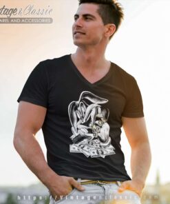 Vintage Bugs Bunny Gangster Cash Jewelry Shirt 5 Vintage Bugs Bunny Gangster Cash Jewelry V Neck TShirt 1