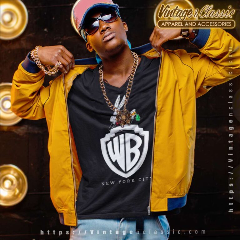 Vintage Bugs Bunny Warner Bros Nyc V Neck TShirt Vintage Bugs Bunny Warner Bros Nyc V Neck TShirt