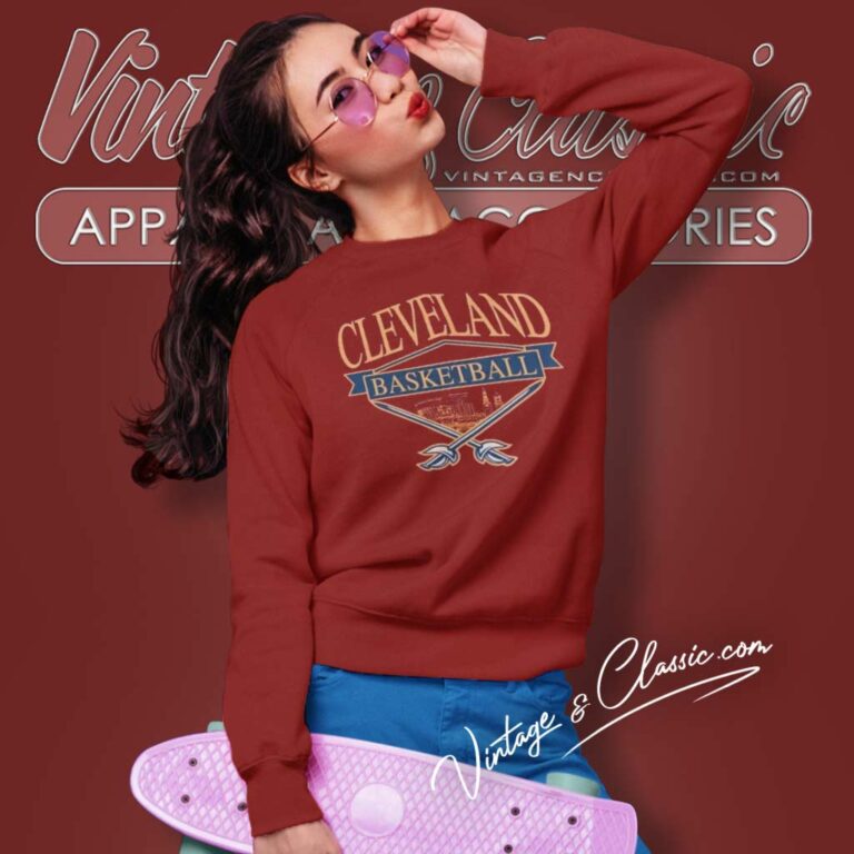 Vintage Cleveland Cavaliers Basketball Sweatshirt Vintage Cleveland Cavaliers Basketball Sweatshirt