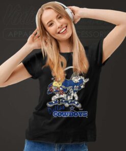 Vintage Dallas Cowboy X Looney Tunes Women TShirt