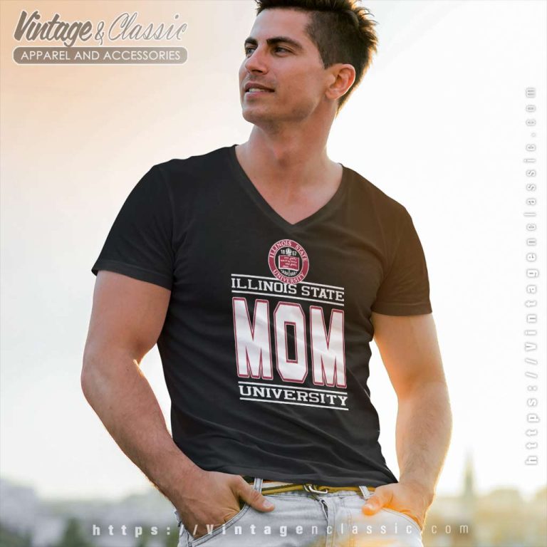 Vintage Illinois State University Mom V Neck TShirt Vintage Illinois State University Mom V Neck TShirt