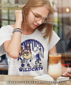 Vintage Kentucky Wildcats Looney Tunes Women TShirt