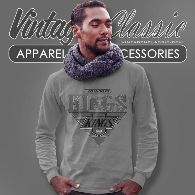 Vintage Los Angeles Kings 1980s Hockey Long Sleeve Tee Vintage Los Angeles Kings 1980s Hockey Long Sleeve Tee
