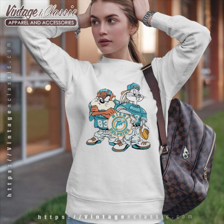 Vintage Miami Dolphins Looney Tunes Sweatshirt Vintage Miami Dolphins Looney Tunes Sweatshirt