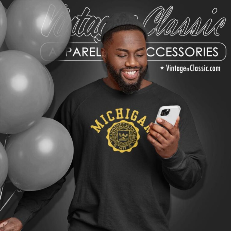 Vintage Michigan University Logo Sweatshirt Vintage Michigan University Logo Sweatshirt