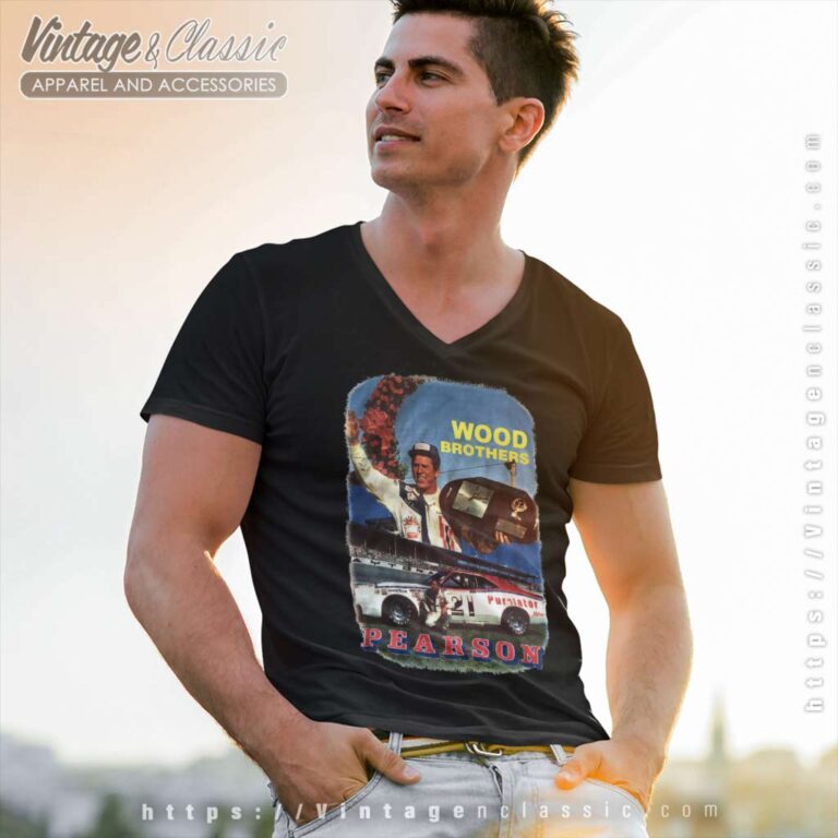 Vintage Nascar David Pearson Wood Brothers V Neck TShirt Vintage Nascar David Pearson Wood Brothers V Neck TShirt