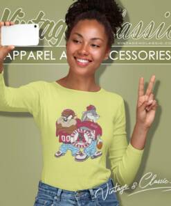 Vintage Ncaa Alabama Crimson Tide Looney Tunes Long Sleeve Tee