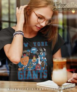 Vintage Nfl New York Giants Looney Tunes Women TShirt