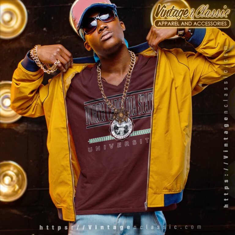 Vintage North Carolina State University V Neck TShirt Vintage North Carolina State University V Neck TShirt