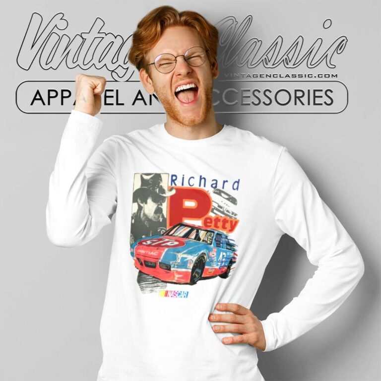 Vintage Richard Petty Nascar Racing Long Sleeve Tee Vintage Richard Petty Nascar Racing Long Sleeve Tee