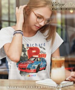 Vintage Richard Petty Nascar Racing Women TShirt