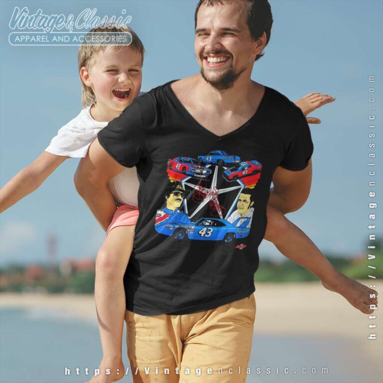 Vintage Richard Petty Stp 43 Nascar V Neck TShirt Vintage Richard Petty Stp 43 Nascar V Neck TShirt