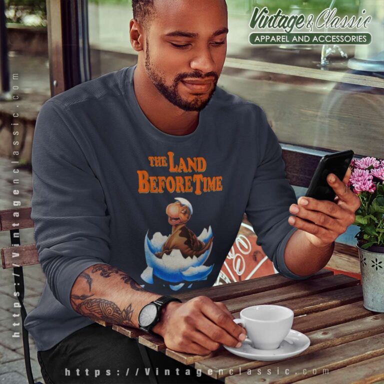 Vintage The Land Before Time 80s Film Dinosaur Sweatshirt Vintage The Land Before Time 80s Film Dinosaur Sweatshirt