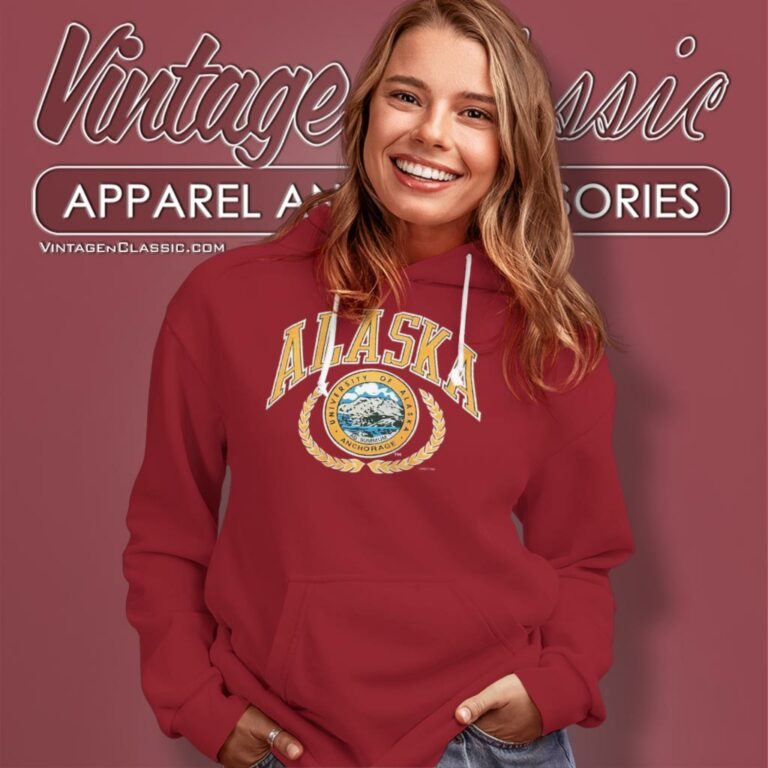 Vintage University Of Alaska Anchorage Logo Hoodie Vintage University Of Alaska Anchorage Logo Hoodie
