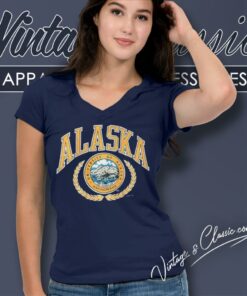 Vintage University Of Alaska Anchorage Logo V Neck TShirt