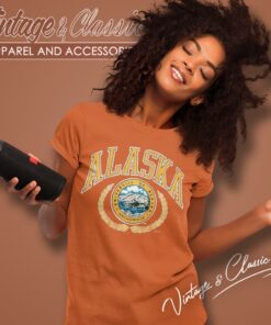 Vintage University Of Alaska Anchorage Logo Women T Shirt