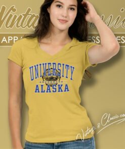 Vintage University Of Alaska Anchorage Shirt 5 Vintage University Of Alaska Anchorage V Neck TShirt