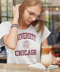 Vintage University Of Chicago Logo Women TShirt