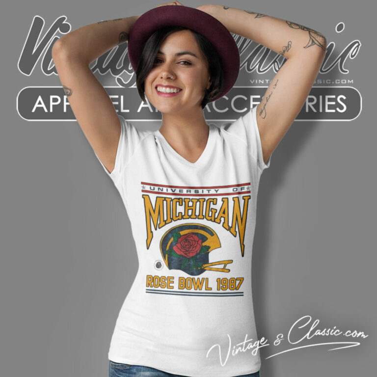 Vintage University Of Michigan Rose Bowl 1987 V Neck TShirt Vintage University Of Michigan Rose Bowl 1987 V Neck TShirt