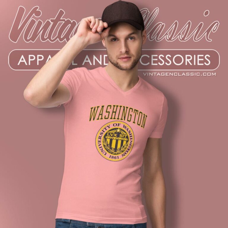 Vintage University Of Washington Logo V Neck TShirt Vintage University Of Washington Logo V Neck TShirt