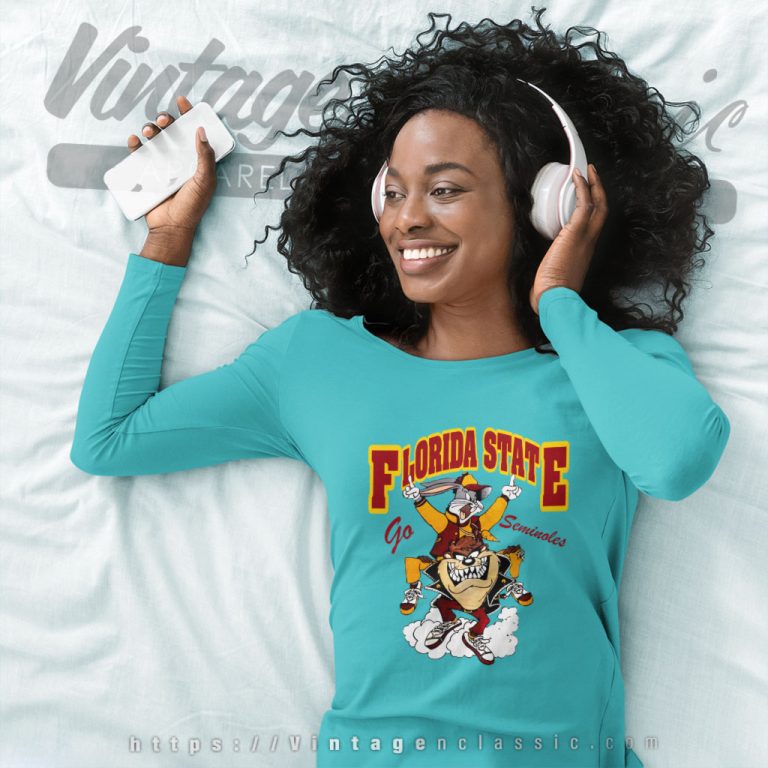 Warner Bros 1994 Warner Bros Tasmanian And Bug Bunny Florida State Long Sleeve Tee Warner Bros 1994 Warner Bros Tasmanian And Bug Bunny Florida State Long Sleeve Tee