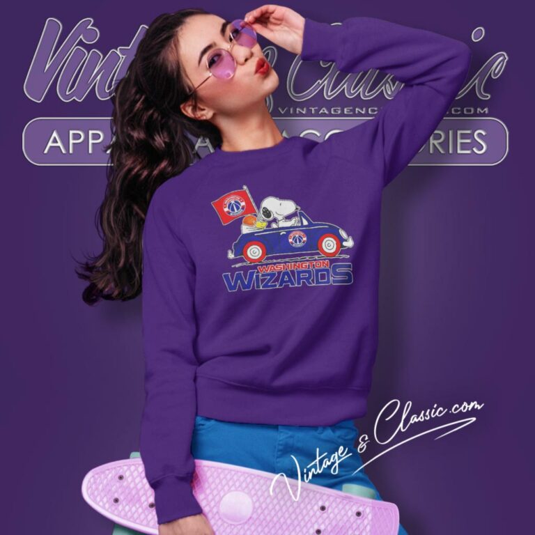 Washington Wizards Snoopy And Woodstock Driving Car Sweatshirt Washington Wizards Snoopy And Woodstock Driving Car Sweatshirt