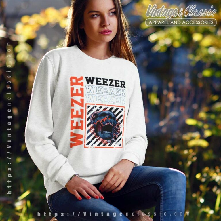 Weezer Skull Sweatshirt Weezer Skull Sweatshirt